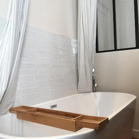 Bed & Breakfast Maison Caju - *